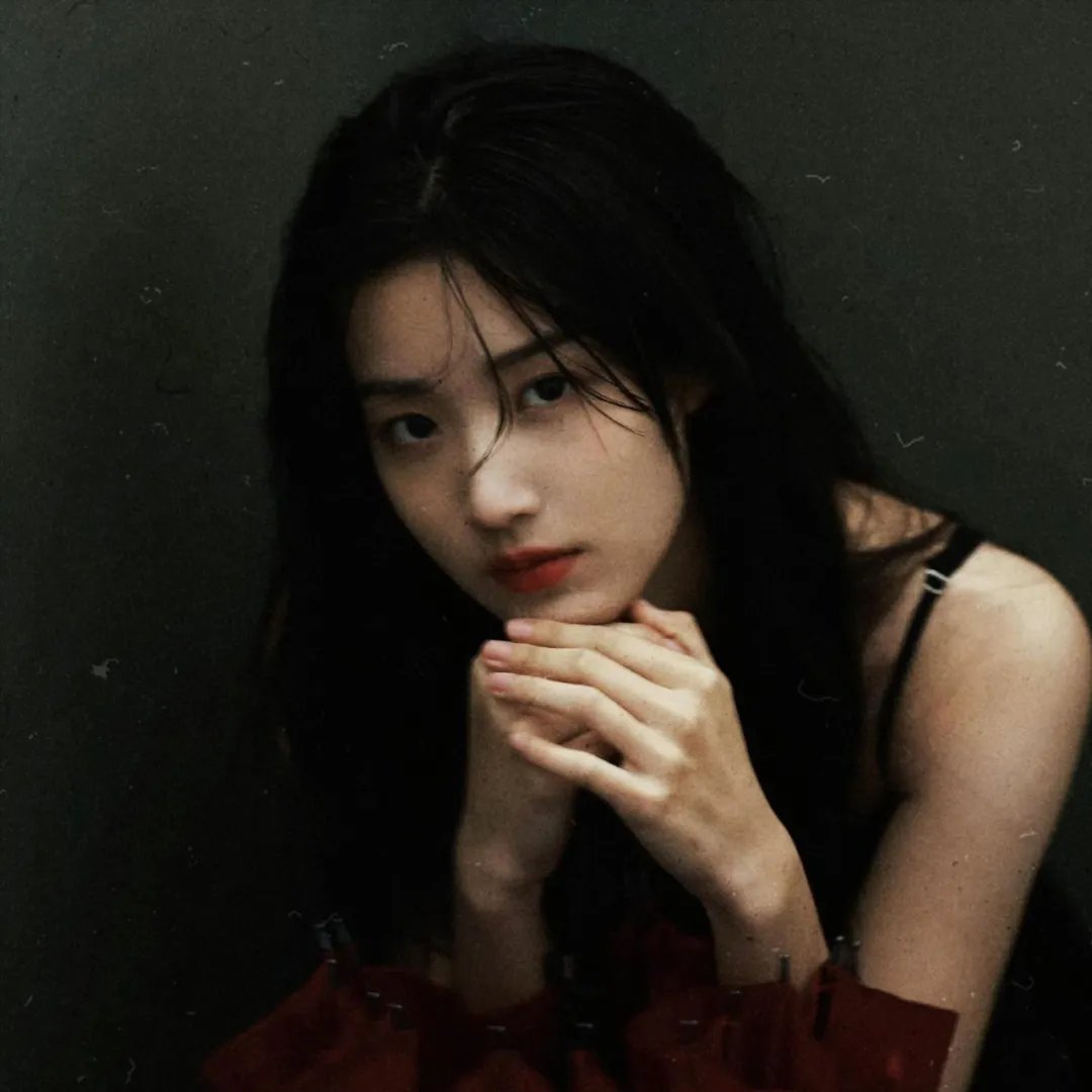 女子高中生